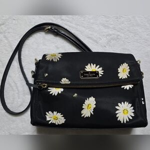 Kate Spade Crossbody Shoulder Bag Floral Daisy Flowers Purse 2 Part Zip Wallet